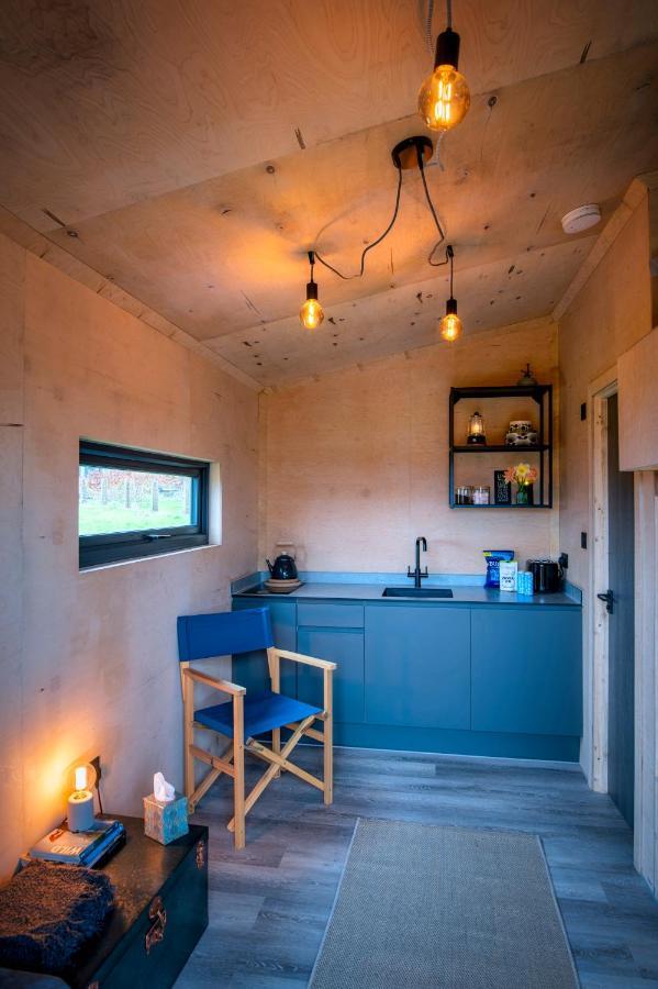 Luxury Glamping Cabin With Outdoor Bath On Cornish Flower Farm Труро Екстериор снимка